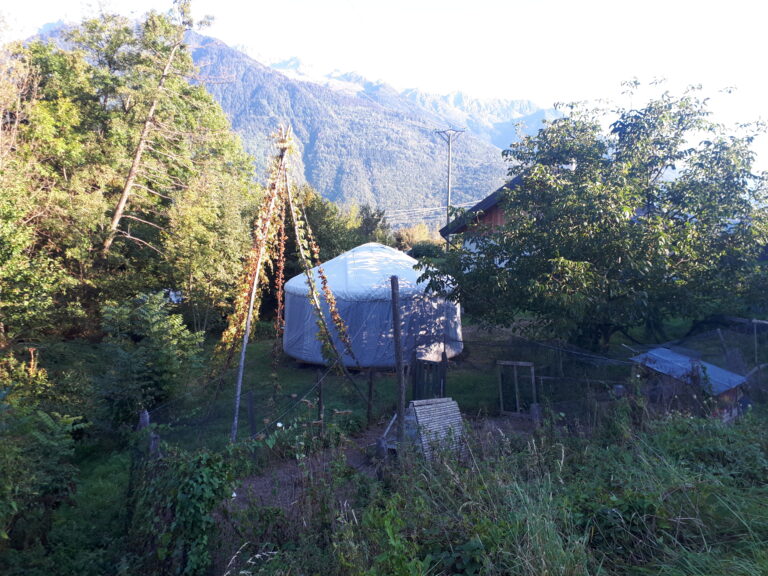 eco-camping- location de yourte- hebergement insolite